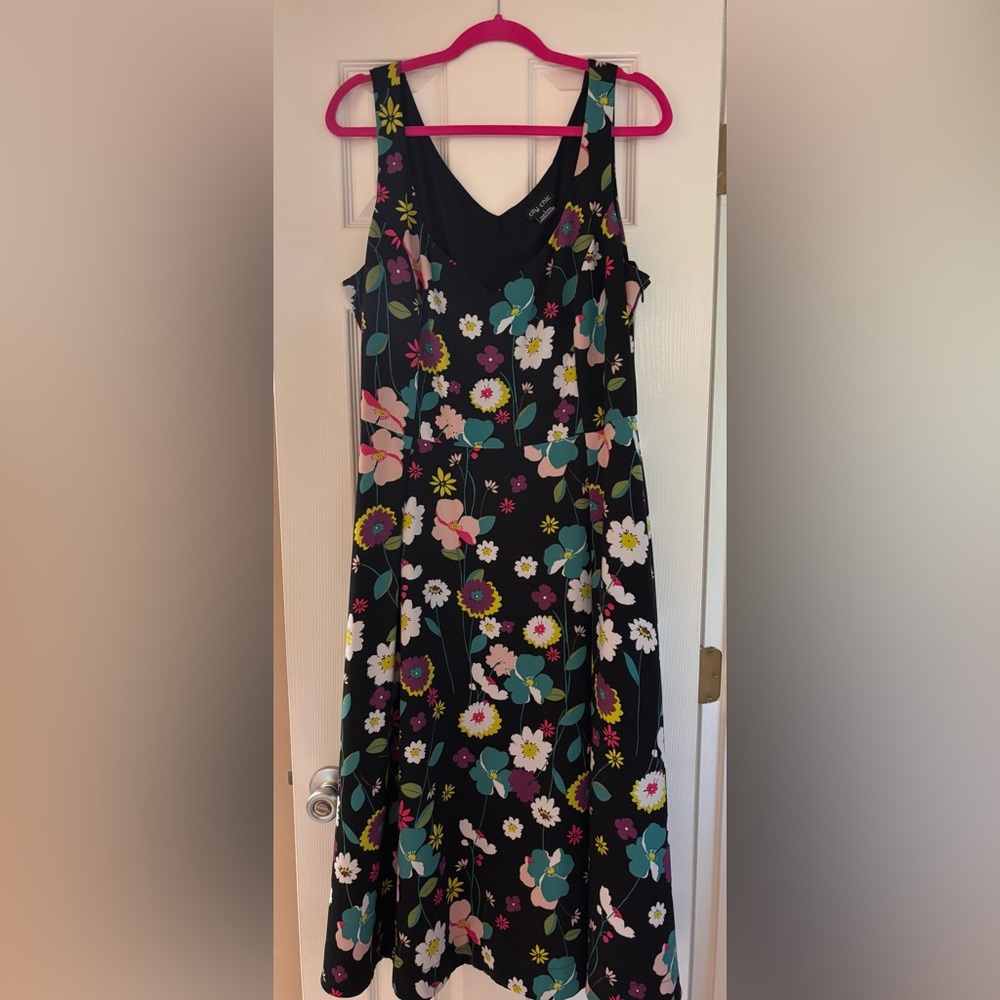 City Chic floral fit and Flare Midi Dress. Size 20